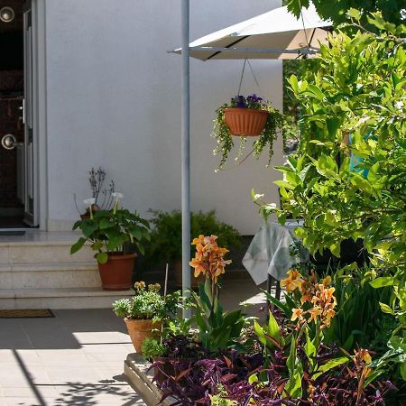 Apartments Beba - Peaceful Location Trogir Exterior photo