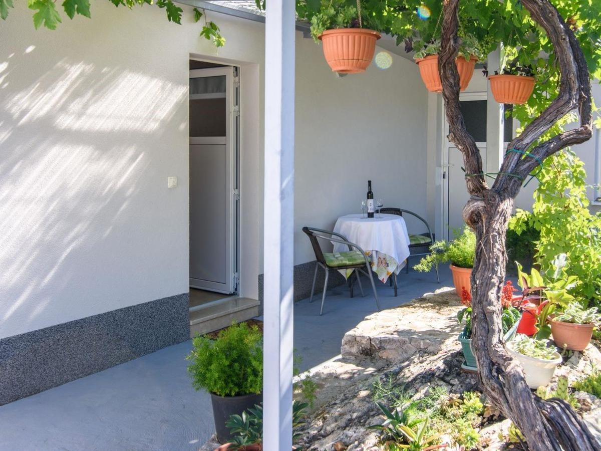Apartments Beba - Peaceful Location Trogir Exterior photo